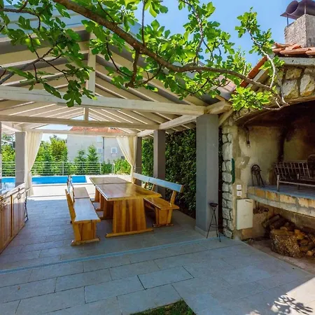 In 39402 Tatil Evi