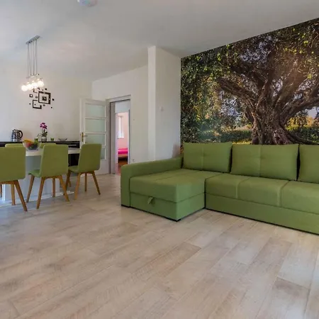 In 39402 Tatil Evi *