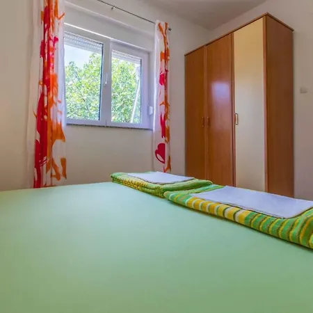 In 39402 Jadranovo